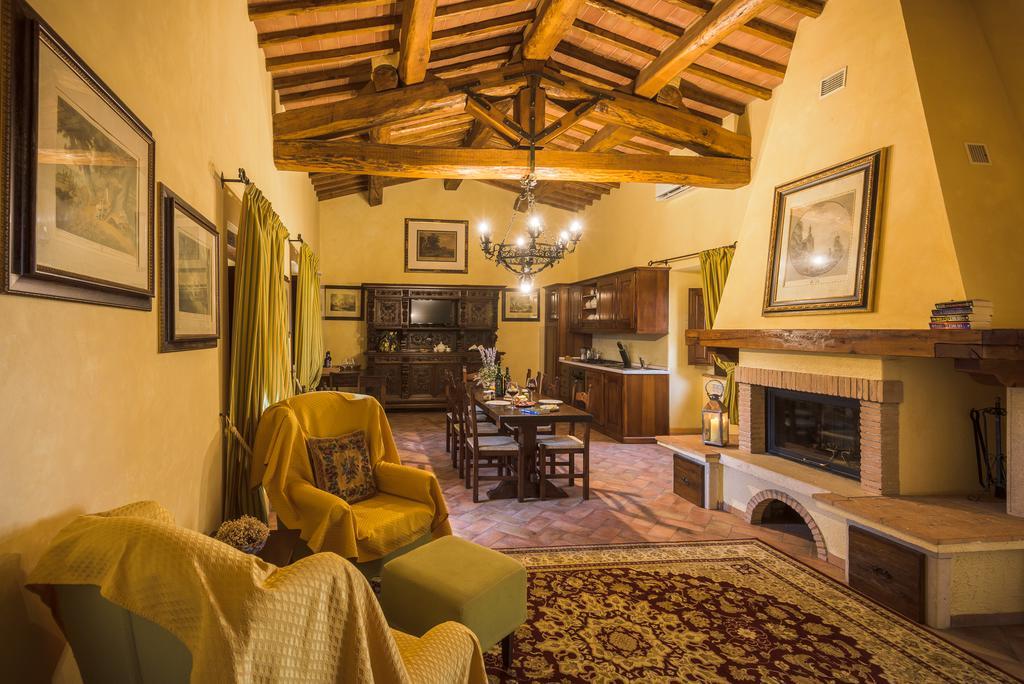 Agriturismo Il Macchione Пиенца Екстериор снимка