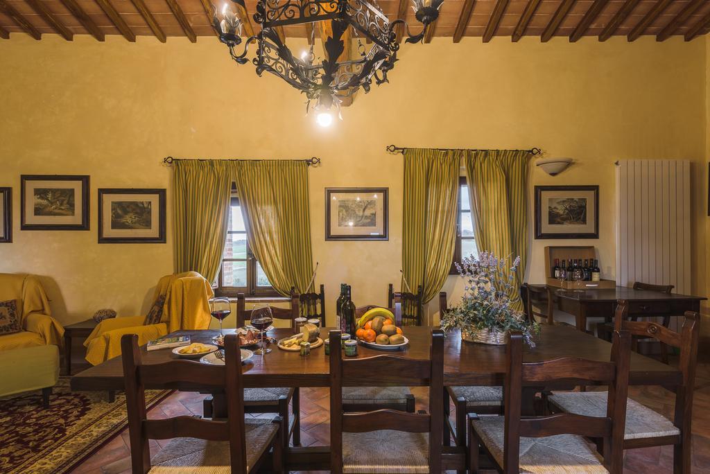 Agriturismo Il Macchione Пиенца Екстериор снимка